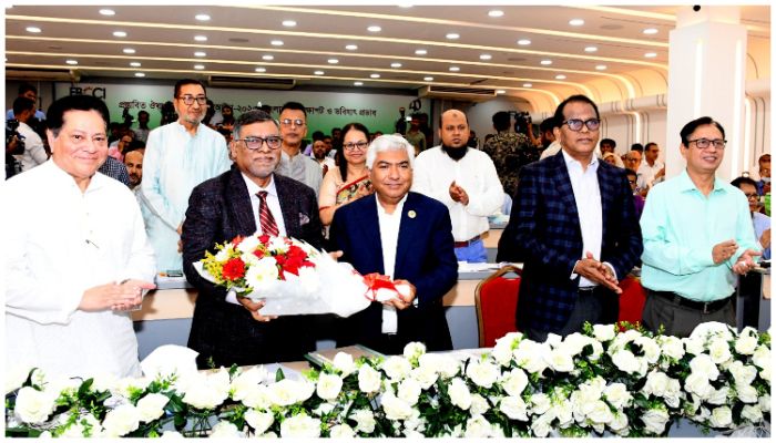 ওষুধ ও প্রসাধনীর জন্য পৃথক আইনের দাবি 