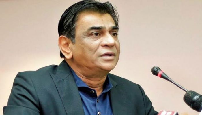 চাপ বাড়ছে সালাউদ্দিনের ওপর