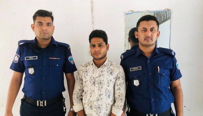 ১৫ বছর পলাতক থাকার পর মাসুদ গ্রেপ্তার