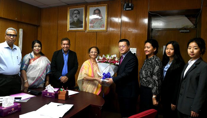মহিলা ও শিশু বিষয়ক প্রতিমন্ত্রীর সঙ্গে চীনের রাষ্ট্রদূতের সাক্ষাৎ