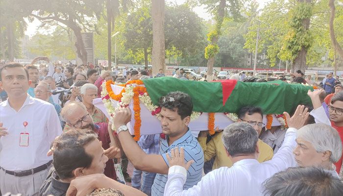 পঙ্কজ ভট্টাচার্যের মরদেহ শহীদ মিনারে