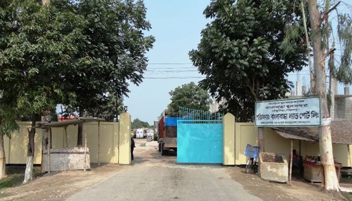 ঈদের ছুটি শেষে বাংলাবান্ধায় আমদানি-রপ্তানি শুরু