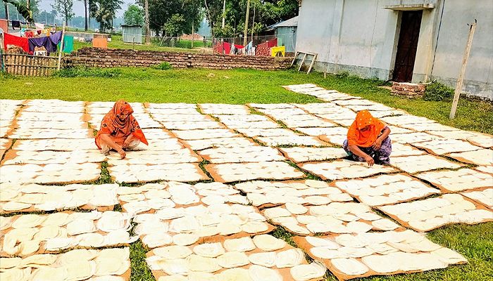 ময়দা, চিনির দাম বাড়ায় কমেছে সেমাই উৎপাদন 