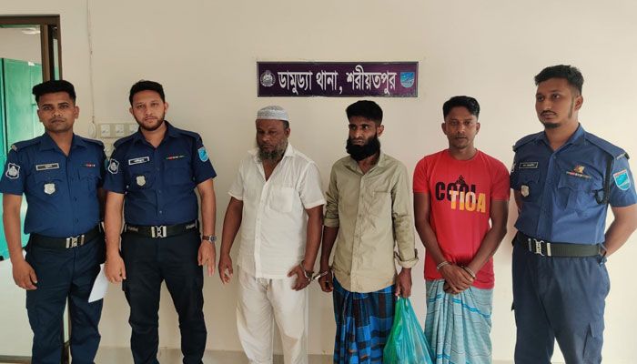 চাঁদাবাজির অভিযোগে ডামুড্যা শ্রমিক লীগের সভাপতি গ্রেপ্তার