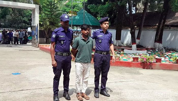 গ্রেপ্তারের পর জানা গেল তিনি ‘খুন’ হননি