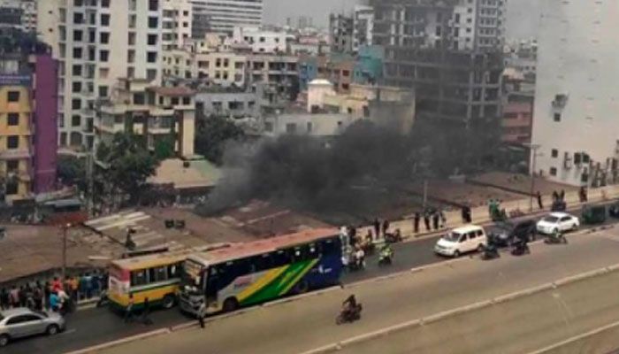 এবার উত্তরার বিজিবি মার্কেটে আগুন, নিয়ন্ত্রণে ৬ ইউনিট