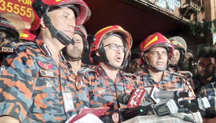নির্বাচনী ব্যানার-ফেস্টুনে আগুন দ্রুত ছড়িয়েছে : ফায়ার সার্ভিস