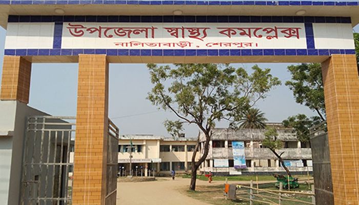 বিদ্যুতের খুঁটিতে মোটরসাইকেলের ধাক্কায় দুইজন নিহত, আহত ১ 