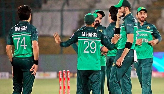 ওয়ানডে র‍্যাঙ্কিংয়ে শীর্ষে ওঠার হাতছানি পাকিস্তানের