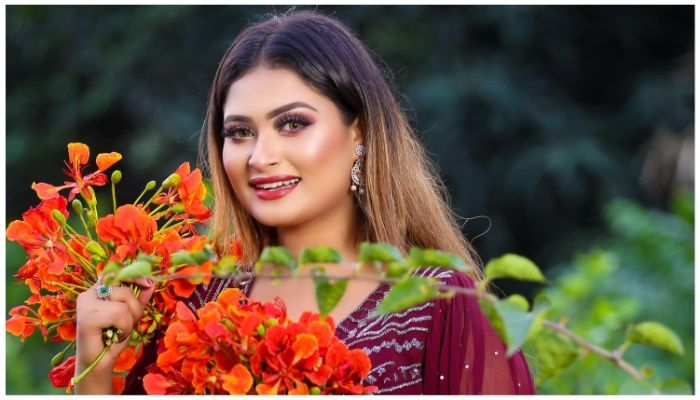 গসিপিং কেয়ার করেন না শিরিন শিলা