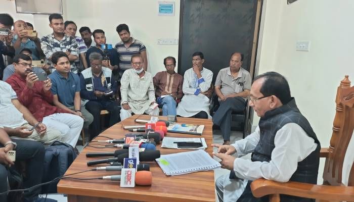 সন্ত্রাসী-ভূমিদস্যু প্রমাণ হলে রাজনীতি ছেড়ে দিব : এমপি আব্দুল ওদুদ