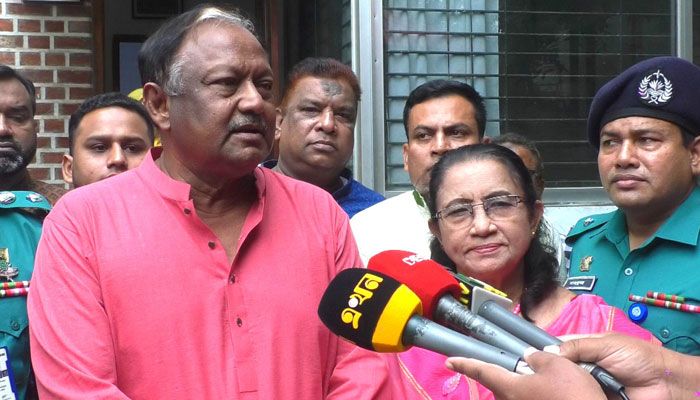 দু-এক দিনের মধ্যে দাম না কমলে পেঁয়াজ আমদানি : বাণিজ্যমন্ত্রী