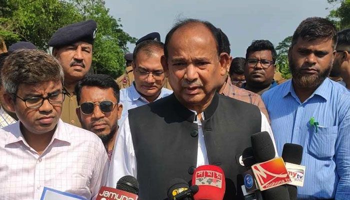 আখাউড়া-আগরতলা রেলপথ উদ্বোধন সেপ্টেম্বরে : রেলমন্ত্রী