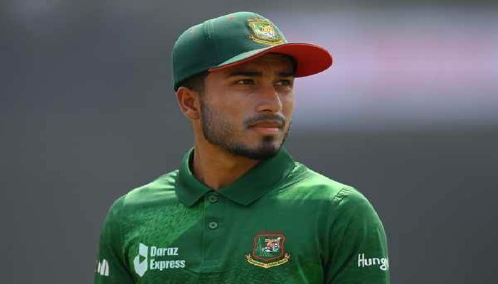 ব্যাটিং পজিশন বদলে রানে আফিফ 