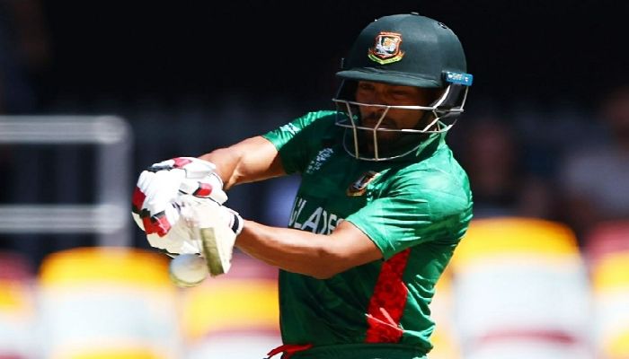 শান্তকে নিয়ে তারা