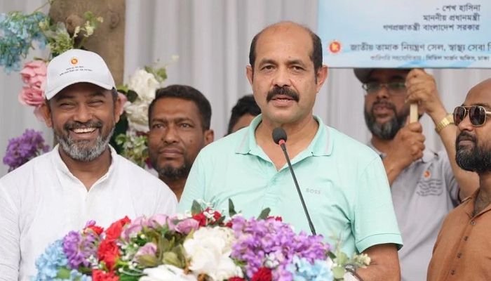 নতুন ওয়ার্ডের উন্নয়ন কাজ শেষ হলে জলাবদ্ধতা দূর হবে : মেয়র আতিকুল  