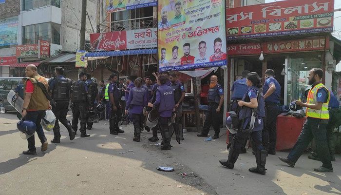 রূপগঞ্জে মাদক কারবারিদের সংঘর্ষ, গ্রেপ্তার ১৫