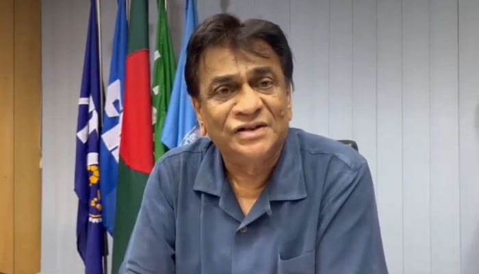 সালাউদ্দিনকে বহিষ্কার