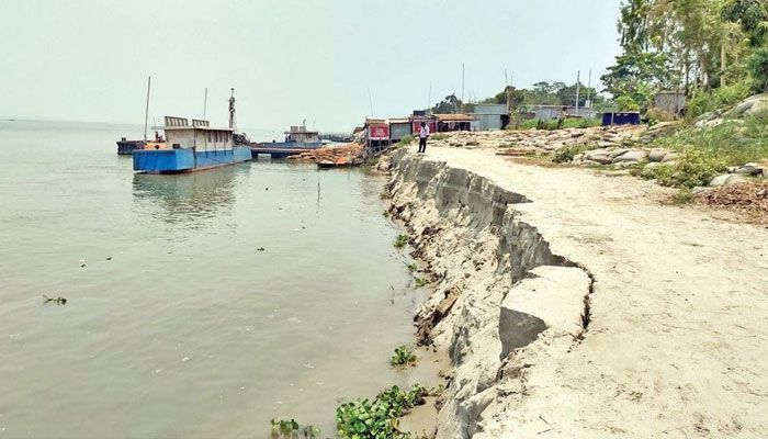 কাজ শুরুর আগেই ব্যয় বেড়ে দ্বিগুণ