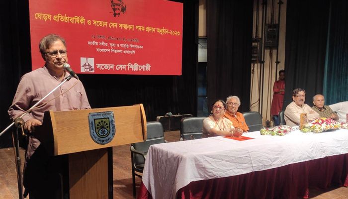ফকির আলমগীর স্বাধীনতা পদক পাওয়ার যোগ্য : সংস্কৃতি প্রতিমন্ত্রী