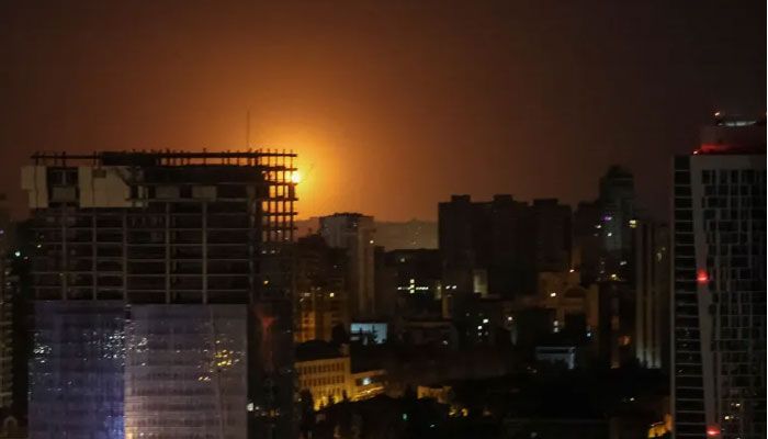 ‘কিয়েভ দিবস’-এর দিনে রাশিয়ার বিমান হামলা 