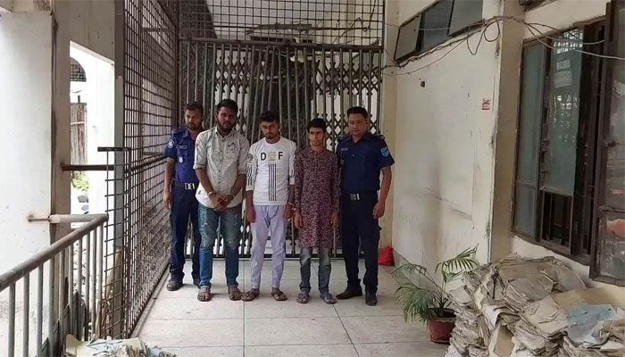 শিশু অপহরণ করে হত্যার দায়ে তিন জনের ফাঁসি