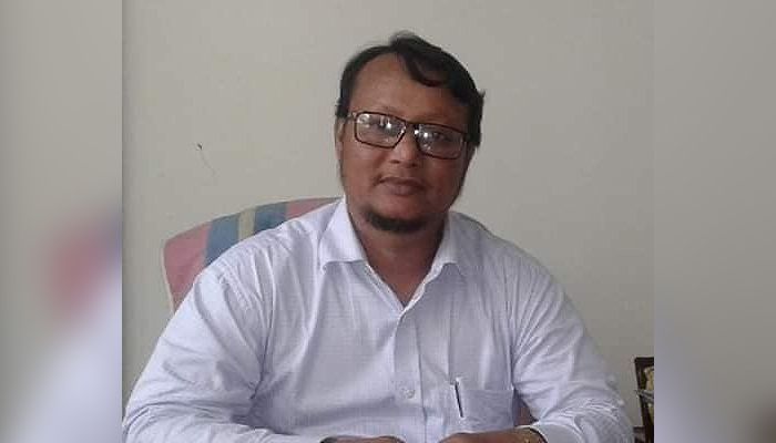 সিলেট বিভাগের সেরা জেলা শিক্ষা অফিসার রুহুল্লাহ