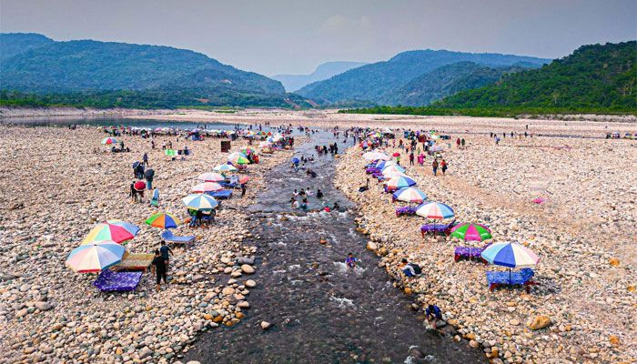 প্রাকৃতিক সৌন্দর্যের লীলাভূমি সিলেটের ভোলাগঞ্জ 