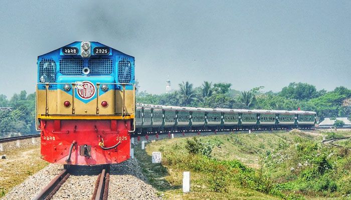 ঈদযাত্রার ট্রেনের অগ্রিম টিকিট ১৪ জুন থেকে, বিক্রি হবে দুই শিফটে