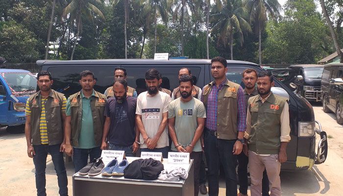 গ্রেপ্তার আরও ৩, শুটাররা চিহ্নিত