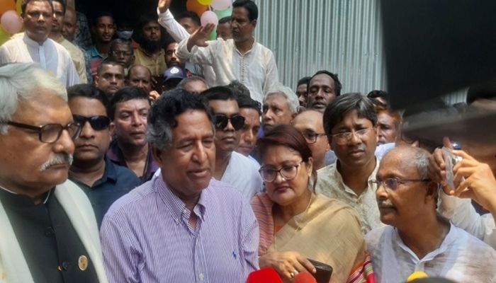ব্যবসায়ীরা সিন্ডিকেট করে পেঁয়াজের দাম বাড়াচ্ছে:  কৃষিমন্ত্রী