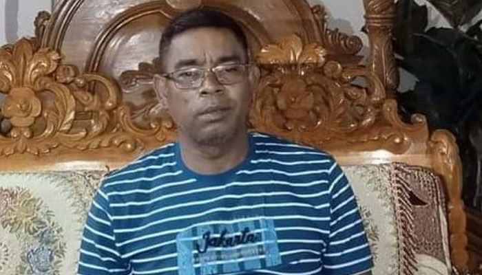 পঞ্চগড় থেকে গ্রেপ্তার চেয়ারম্যান বাবু 