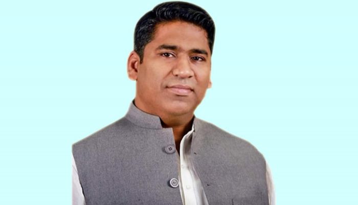 ভোট দিতেও এলেন না সাদিক আবদুল্লাহ