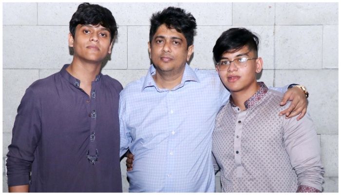আরশাদ আদনানকে ছেলেদের সারপ্রাইজ 