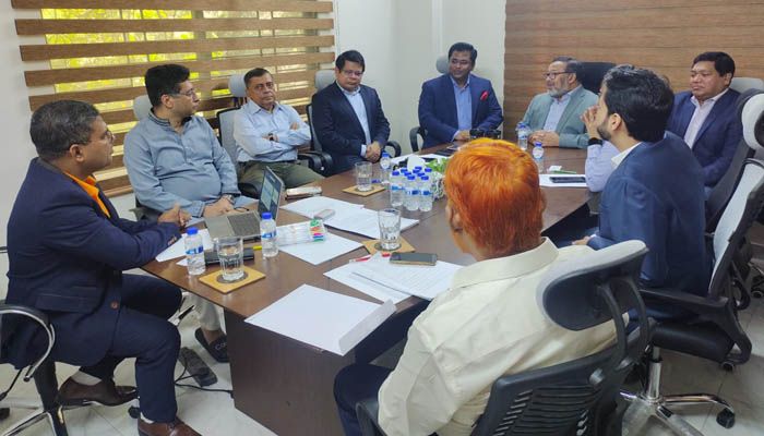 সভায় ২০৩৫ সাল পর্যন্ত করণীয় বিষয়ে বিস্তারিত কর্ম পরিকল্পনা আলোচনা করে কার্যনির্বাহী কমিটি। ছবি : সংগৃহীত