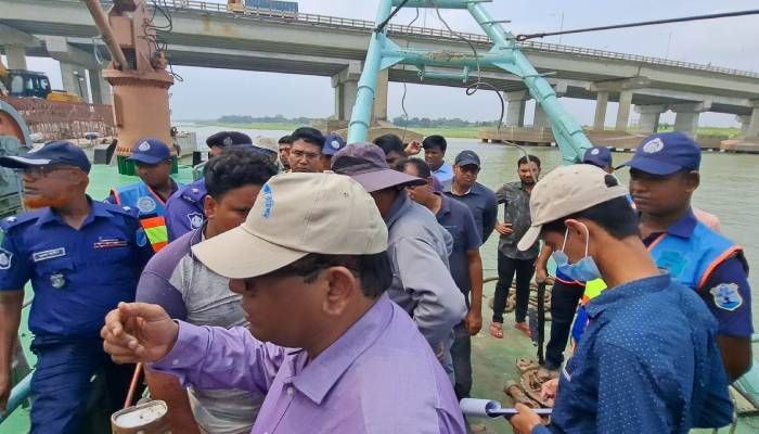 আড়িয়াল খাঁ নদে অভিযান : রক্ষা নাকি শাসন?