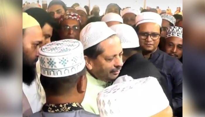 সাদিক চাইলেন ক্ষমা, সহযোগিতা চাইলেন খোকন