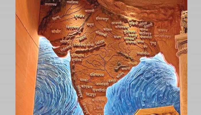 ‘অখণ্ড ভারতে’ সম্রাট অশোকের আমলের চিত্র তুলে ধরা হয়েছে