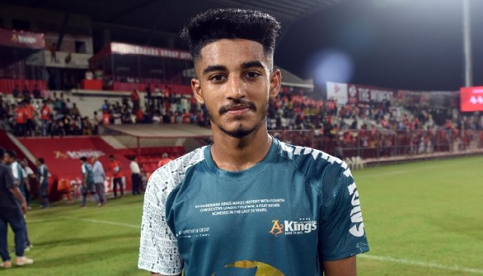 আলো ছড়িয়ে লাল-সবুজ স্বপ্নের দুয়ারে মোরসালিন