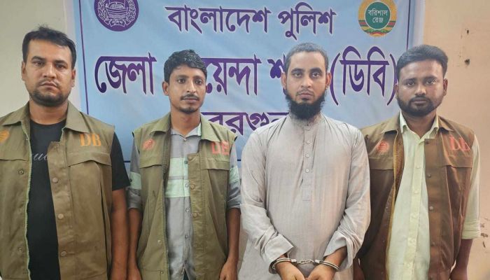 বাড়িওয়ালিকে হত্যার পর ধর্ষণ, মাদ্রাসা শিক্ষকসহ গ্রেপ্তার ৩