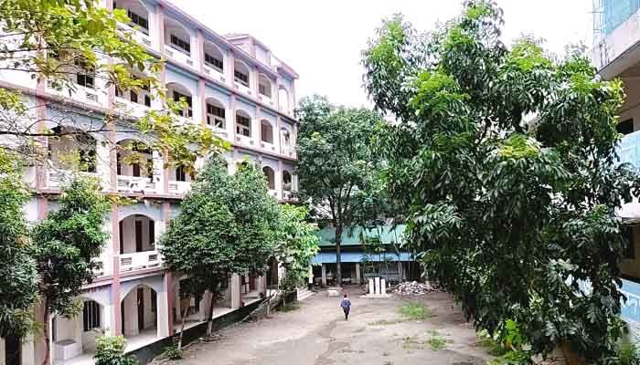 রামপুরা একরামুন্নেছা বালক উচ্চ বিদ্যালয় শ্রেষ্ঠ শিক্ষা প্রতিষ্ঠান নির্বাচিত