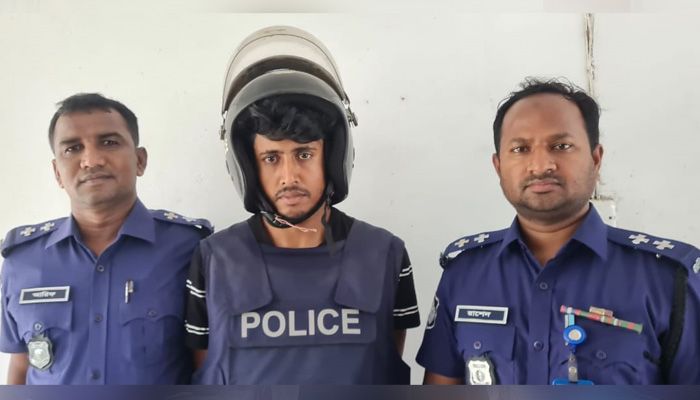 ভরণ-পোষণের খরচ বাঁচাতে মেয়েকে ডুবিয়ে হত্যা