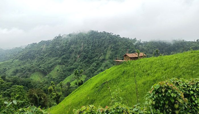 জুমঘরে বৃষ্টিবিলাস...
