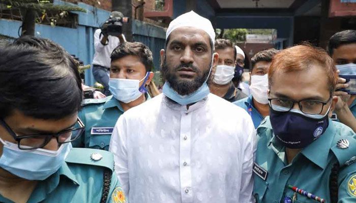 দুই মামলায় মামুনুল হকের জামিন আবেদন কার্যতালিকা থেকে বাদ