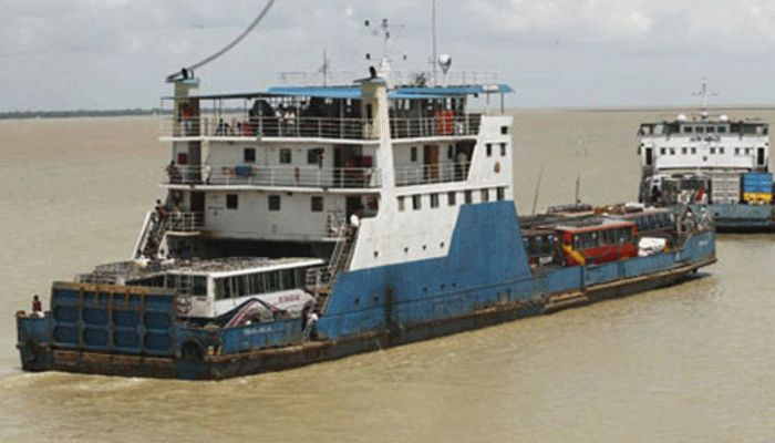 শরীয়তপুর ও চাঁদপুরে ফেরি বন্ধ ২ দিন 