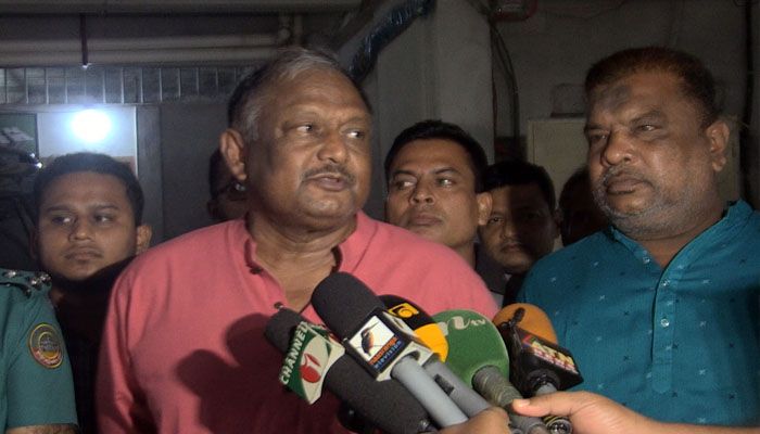 বিক্রেতাদের ঠকালে কাঁচা চামড়া রপ্তানির অনুমতি দেব : বাণিজ্যমন্ত্রী