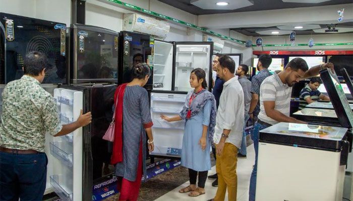 ঈদ উপলক্ষে ফ্রিজের বাজার চাঙ্গা, একচেটিয়া দাপটে ওয়ালটন 