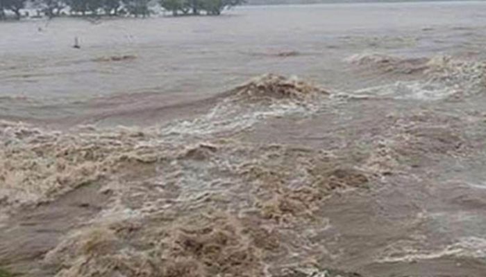 শাল্লায় নদীর স্রোতে ভেসে গেছেন ২ সন্তানসহ মা