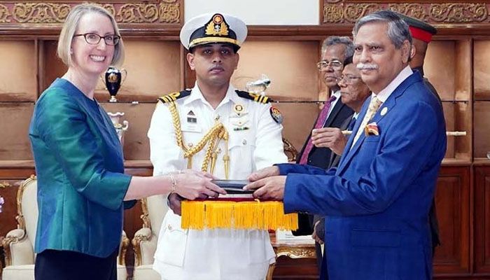 যুক্তরাজ্যের ব্যবসায়ীদের বিভিন্ন খাতে বিনিয়োগের আহ্বান রাষ্ট্রপতির