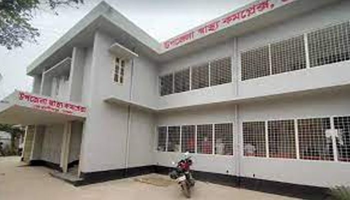 পাহাড় কাটতে গিয়ে মাটিচাপায় নিহত ১ 